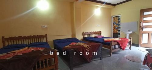 Top hills home stay