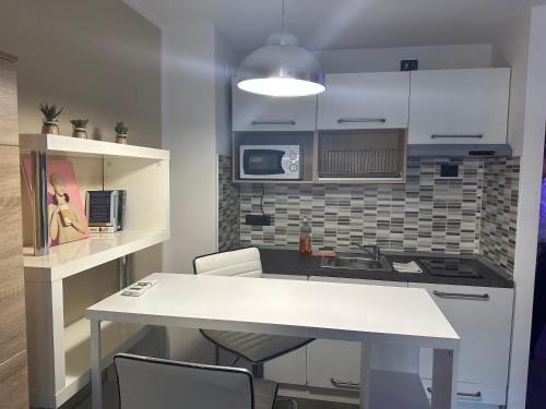 FEEL - Vivid Apartment, Bergamo (foto 11)