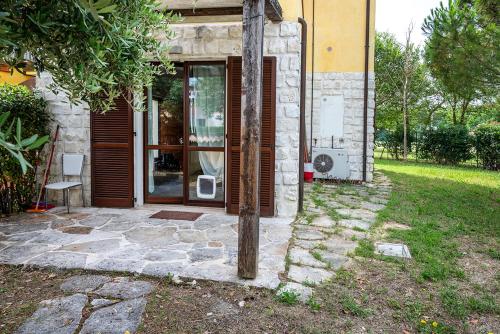 M368 - Marcelli, nuovo trilocale con giardino e piscina