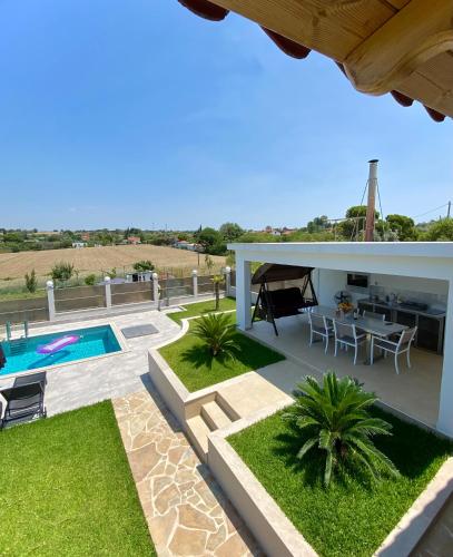 Villa Liana , private Villa with pool and garden