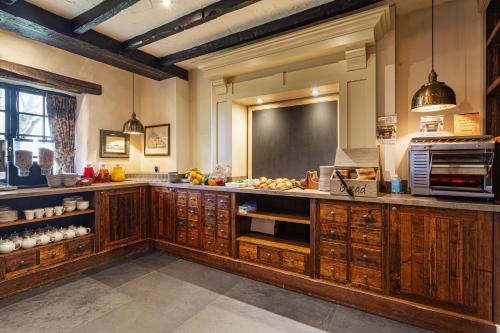 The Jamaica Inn, Bodmin, Cornwall - The Coaching Inn Group - 레스토랑