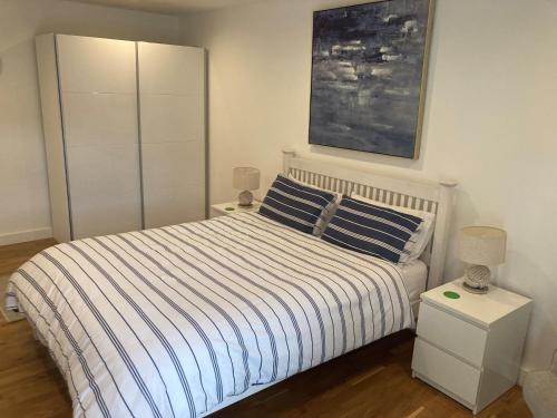 Picture of Independent Rural Detached Annexe With Free Private Parking