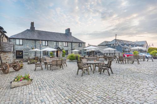 The Jamaica Inn, Bodmin, Cornwall - The Coaching Inn Group - 숙소 외관