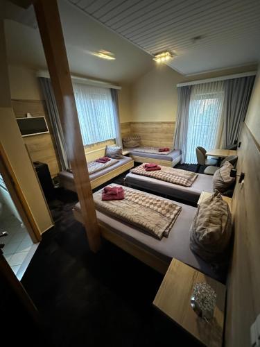 Hotel Pension Pamina - image 7