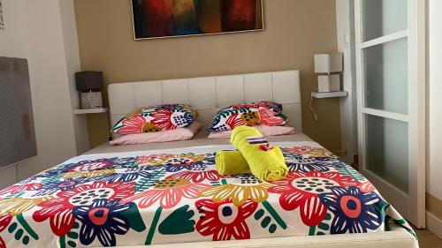 Le Goeland 1 avec terrasse au 1er étage sans ascenseur , proche plage, Var