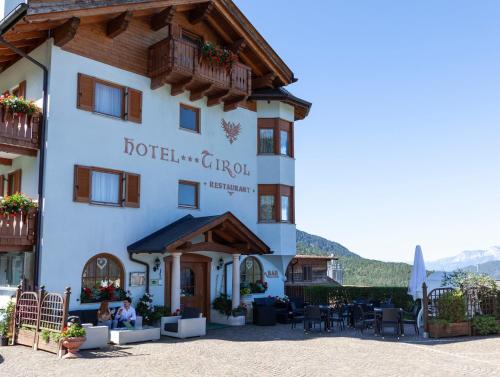 Hotel Tirol- Natural Idyll