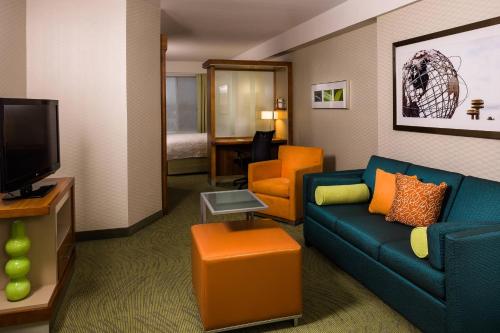 SpringHill Suites by Marriott New York LaGuardia Airport