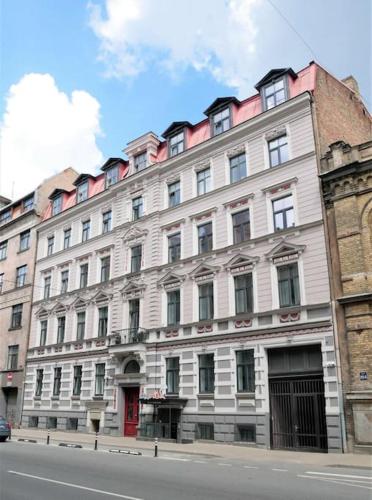 Lovely 1-bedroom condo, Riga