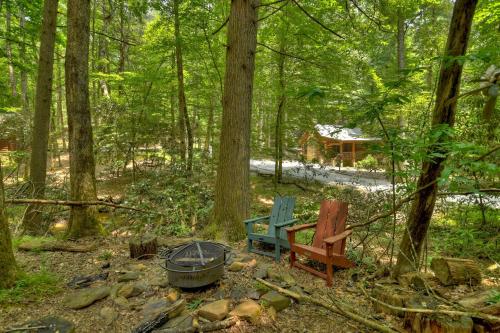 Tiny Creek Cabin Couples Retreat On Babbling Brook