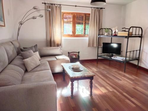Preciosa casa grande con patio en Sevilla 8PAX, Sevilla (Foto 9)