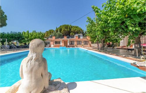 Nice Home In Reus With Outdoor Swimming Pool, Wifi And Swimming Pool