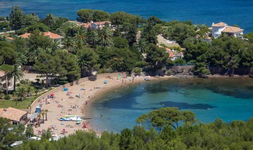 Beach, CAP ESTEREL Allee des Fleurs - Appartement CLIMATISE 5 personnes vue mer in Saint-Raphael