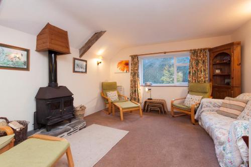 Watermill Cottages - 18th Century converted Mill 10 mins from beach