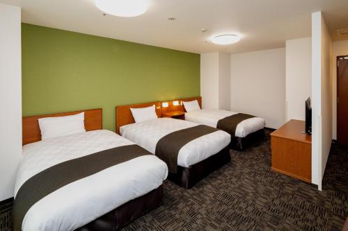 Triple Room - Non-Smoking