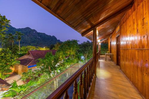 View, Lan Homestay in Viet Hai Village