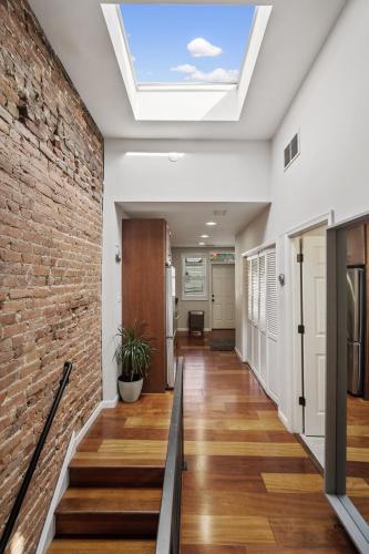 Perfect Location! Stylish Condo Steps Away from Nationals Stadium and Navy Yard in DCs Southwest Gem in Washington, USA