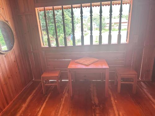 Ruoka ja Juomat, Kiên Mán Homestay (Kien Man Homestay) in Quan Ba