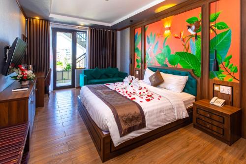 room detail thumbnail 0