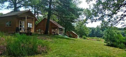 Les Chalets de La Vialette - Servières-le-Château