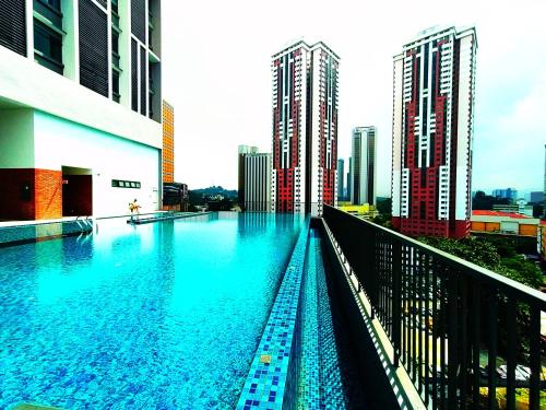 Chambers Suites KL Tower View - By Home Sweet Home