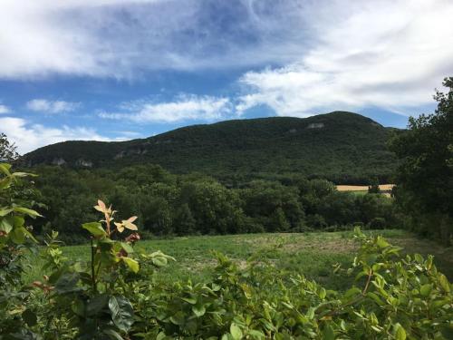 Gîte de charme en Drôme Provençale - La Saulée (Gite de charme en Drome Provencale - La Saulee) in 蘇斯皮耶爾
