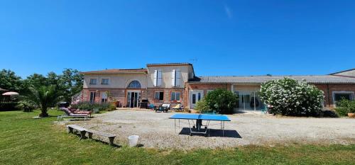 Viesnīcas āriene, Villa Monplaisir Zen in Latrape