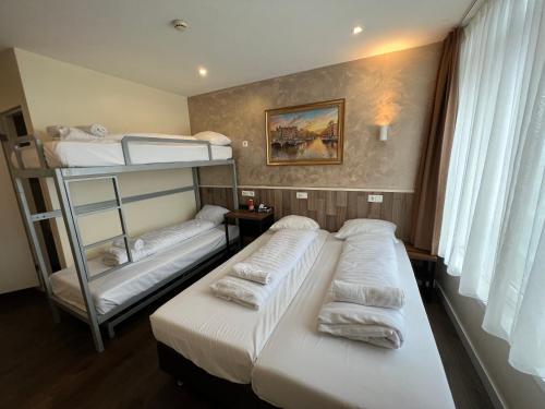 Orange Tulip Hotel - image 5