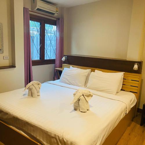 ห้องเตียงใหญ่ราคาประหยัด (Budget Double Room)