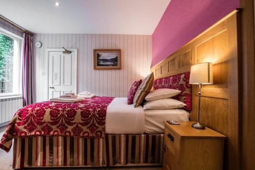 Yewfield Vegetarian Guest house - Tap to explore photos