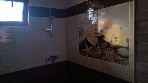 Запряновата къща