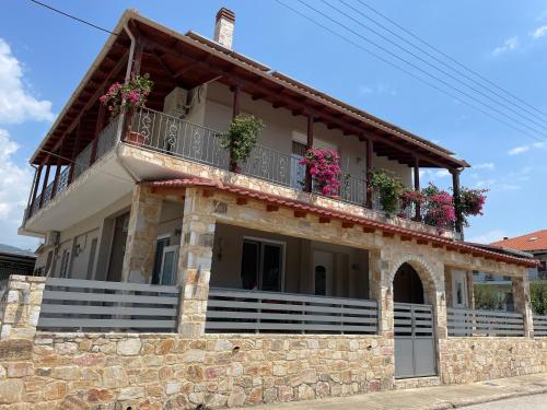  Petrino apartments in Néa Karváli