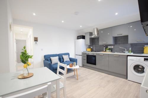 Stylish City Centre Apartments 5