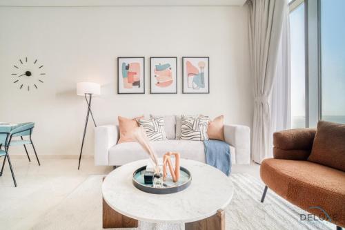 Coastal 1BR at The Anwa By Omniyat Dubai Maritime City by Deluxe Holiday Homes, Dubái (foto 10)