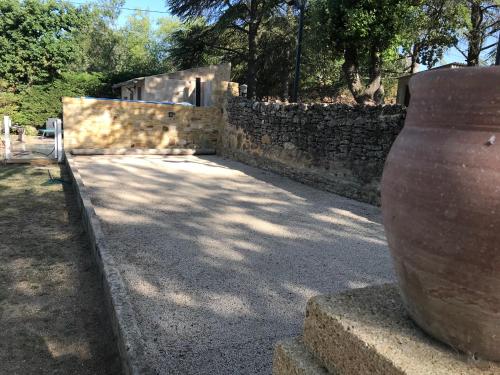 agréable mas au calme jusqu'à 11 pers. près d'Uzès