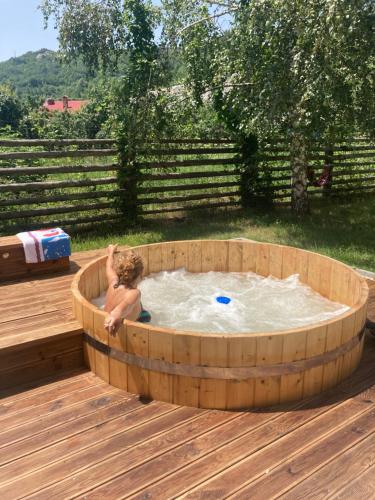 Kümblustünn, Casa cu Scări (Casa cu Scari) in Cornu De Jos