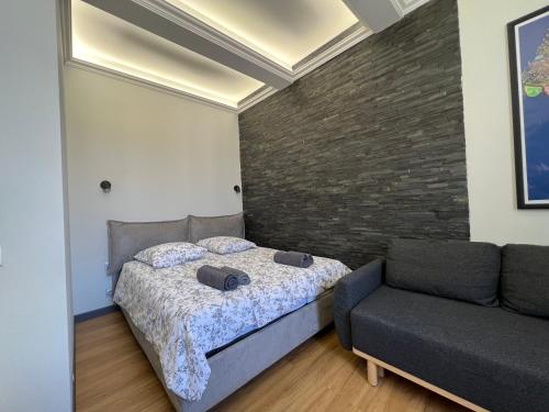 Newly Renovated Luxury Suite in the Center of Cannes 5