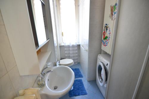 PollyHouse - Apartment Room Type - One-Bedroom Apartment
