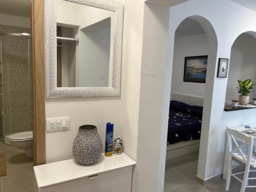 Cozy Apartment with Free Parking near Verudela Beaches & Marina - ANGELS ANNA, Pula