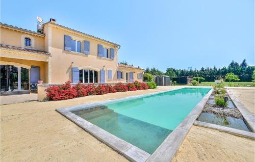 Amazing Home In Eyragues With House A Panoramic View