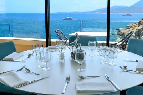 Restaurant, Hotel Saint Christophe in Calvi