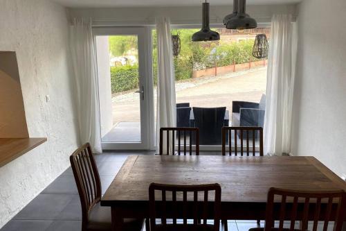 triplex dans une ferme rénovée (triplex dans une ferme renovee) in Thielle-Wavre
