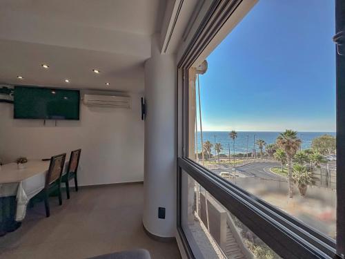 Alentours, Lovely apartment with sea view in Bat Yam