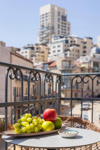 Damson - Machne Yehuda Hotel