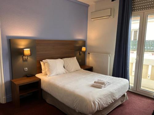Hotel Moderne - image 13
