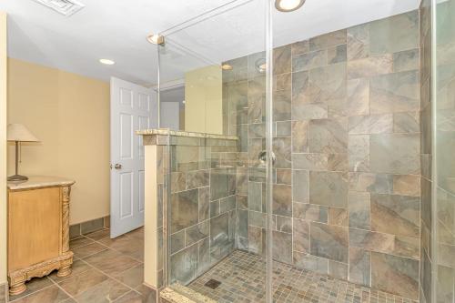 Maisons-Sur-Mer – Myrtle Beach, SC