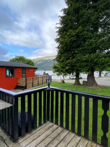 Cozy Cabin with Stunning Loch Lomond Views