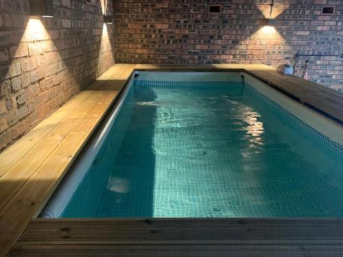 Swimming pool, Edwardian Manor near Glasgow City with HEATED POOL & HOT TUB in Glasgow