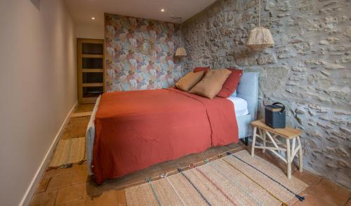 1 queen bed