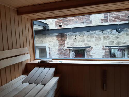 Loft en duplex 270 m2 & Jardin patio terrasse sauna