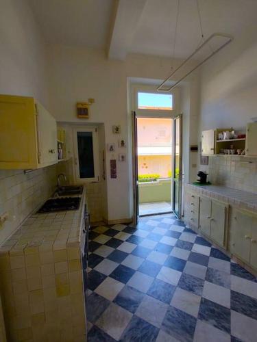 -Casa Padronale fronte Mare- in Massa